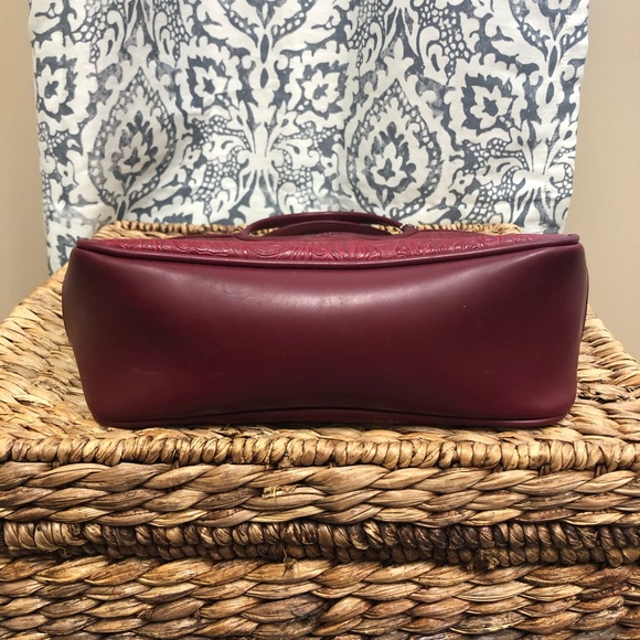 Handbag - Picture 7 of 10